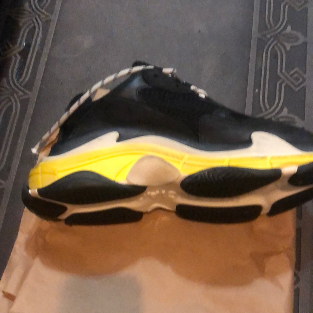 Balenciaga sneakers for women size 42